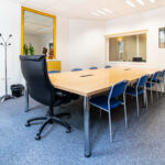 Salle de réunion 2 – PARIS 8 Gare Saint-Lazare – 30 rue de Liège 75008 PARIS